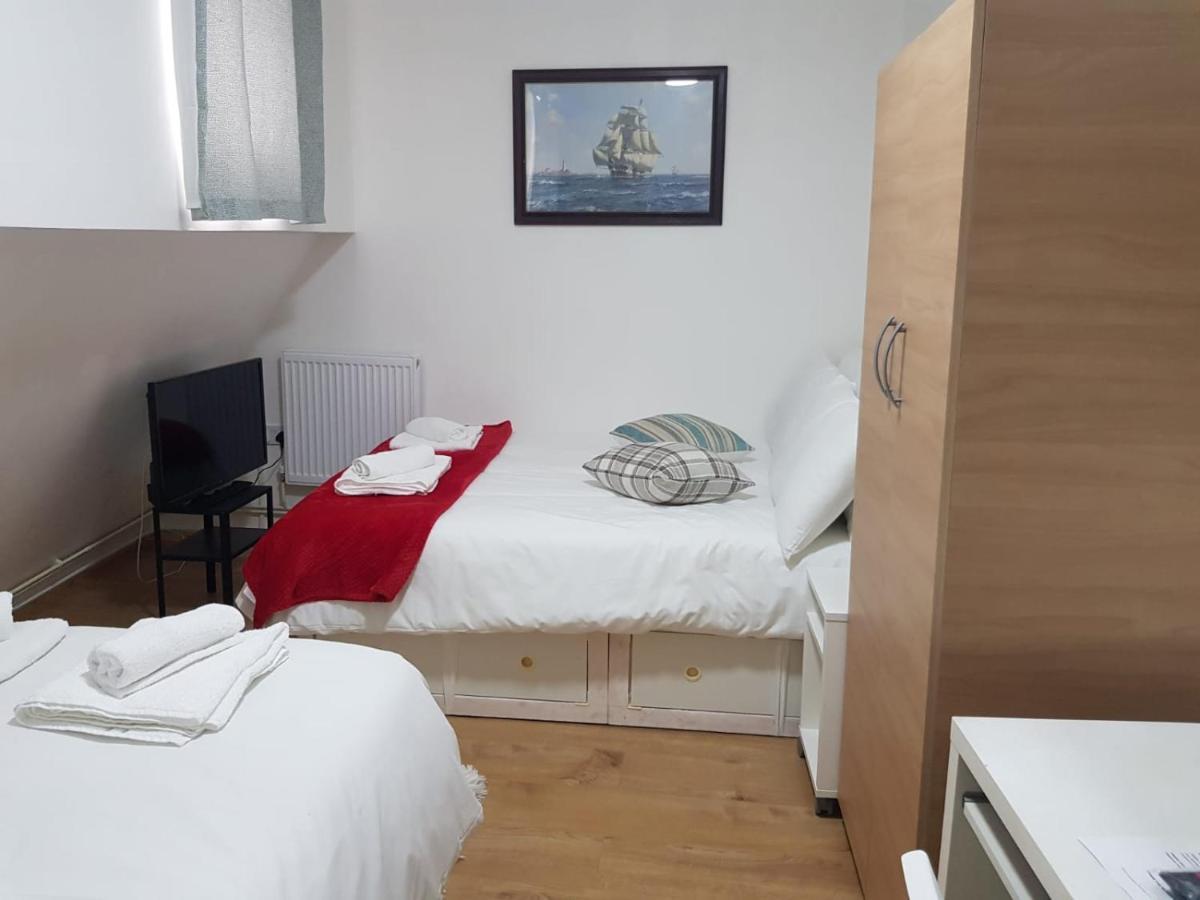 Oyo New City Lodge Λονδίνο Εξωτερικό φωτογραφία